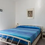 Beachside For Four Guests In Бібіоне