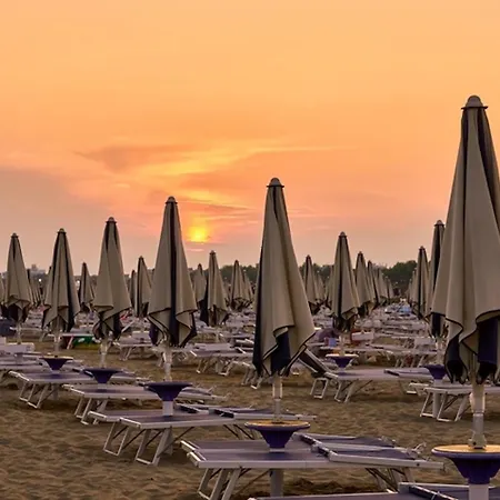 Super With An Amazing Terrace In Bibione