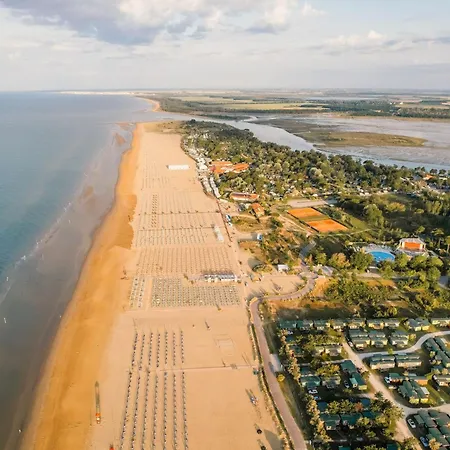 Super With An Amazing Terrace In * Bibione