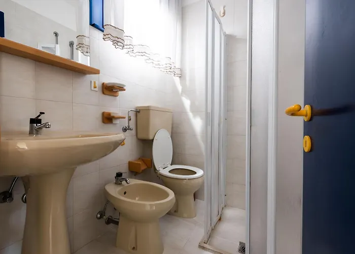 Beachside For Four Guests In