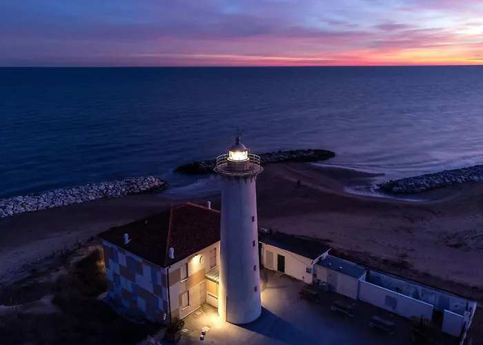 Beachside For Four Guests In Apartamento